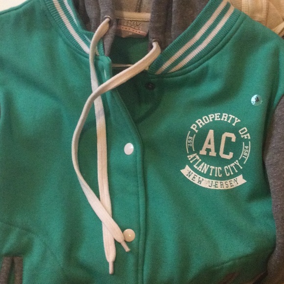 Atlantic City varsity style sweater/NEW - Picture 5 of 6